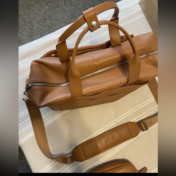 Monos Metro Duffle Weekender with flaws - Picture 4 of 16